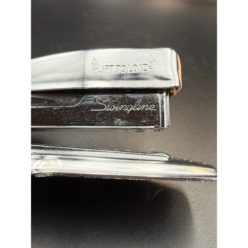 Swingline 77B Vintage stapler. Chrome/Apricot ?.  Works smooth.